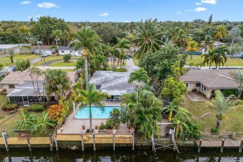 Villa ou maison à vendre à Fort Lauderdale, Floride: 3 chambres, 146.79 m2 № 1878794 - photo 2