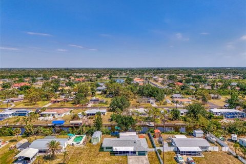 House in Englewood, Florida 3 bedrooms, 135.08 sq.m. № 1640230 - photo 9