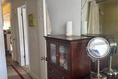Villa ou maison à vendre à Seminole, Floride: 2 chambres, 142.88 m2 № 1784327 - photo 4