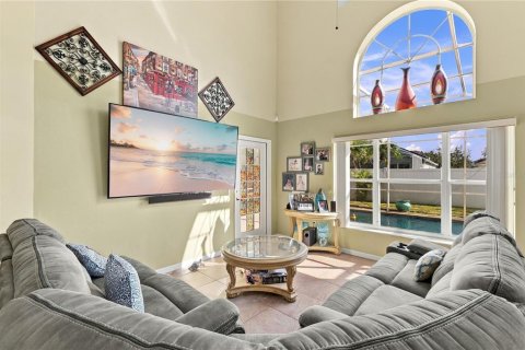 Villa ou maison à vendre à Kissimmee, Floride: 4 chambres, 212.28 m2 № 2418443 - photo 6