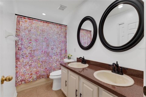 Villa ou maison à vendre à Kissimmee, Floride: 4 chambres, 212.28 m2 № 2418443 - photo 12