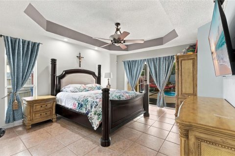Villa ou maison à vendre à Kissimmee, Floride: 4 chambres, 212.28 m2 № 2418443 - photo 7