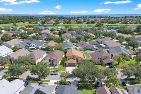 Villa ou maison à vendre à Kissimmee, Floride: 4 chambres, 212.28 m2 № 2418443 - photo 21