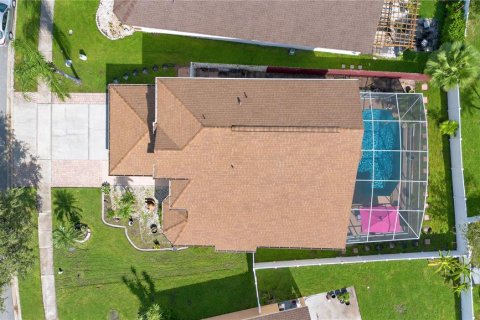 Villa ou maison à vendre à Kissimmee, Floride: 4 chambres, 212.28 m2 № 2418443 - photo 23