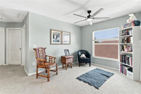 Villa ou maison à vendre à Kissimmee, Floride: 4 chambres, 212.28 m2 № 2418443 - photo 10
