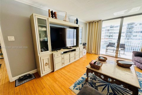 Купить кондоминиум в Авентура, Флорида 1 спальня, 93.37м2, № 2090594 - фото 8