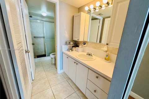 Купить кондоминиум в Авентура, Флорида 1 спальня, 93.37м2, № 2090594 - фото 14