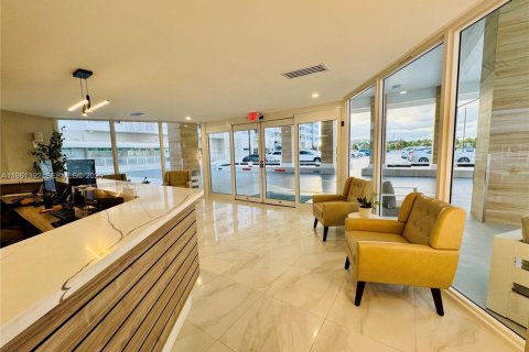 Купить кондоминиум в Авентура, Флорида 1 спальня, 93.37м2, № 2090594 - фото 30