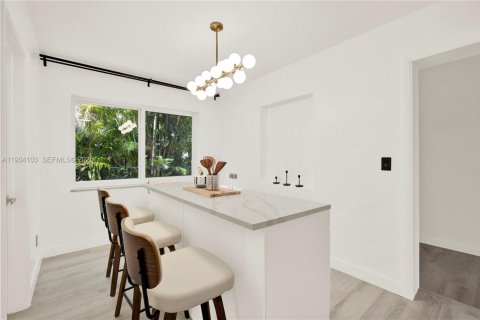 House in Oakland Park, Florida 3 bedrooms, 152.92 sq.m. № 1992407 - photo 24