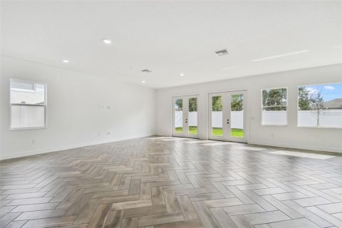 Villa ou maison à vendre à Tampa, Floride: 5 chambres, 308.62 m2 № 1661925 - photo 10