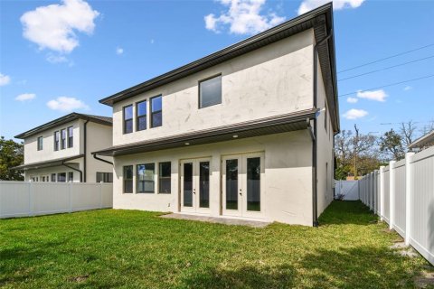Villa ou maison à vendre à Tampa, Floride: 5 chambres, 308.62 m2 № 1661925 - photo 4