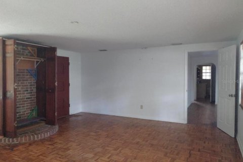 House in Bunnell, Florida 4 bedrooms, 162.76 sq.m. № 2209386 - photo 18