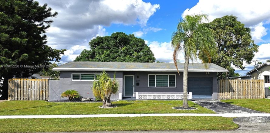 Villa ou maison à Sunrise, Floride 2 chambres, 97.83 m2 № 1956976