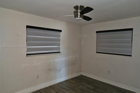 Villa ou maison à vendre à Sunrise, Floride: 2 chambres, 97.83 m2 № 1956976 - photo 15