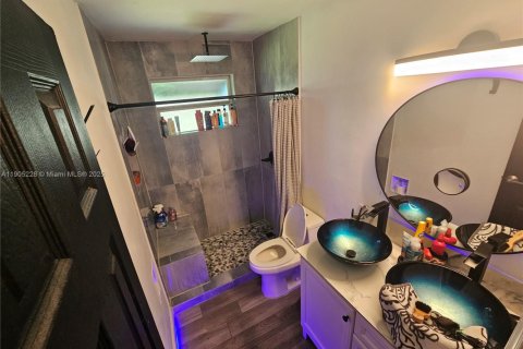 Villa ou maison à vendre à Sunrise, Floride: 2 chambres, 97.83 m2 № 1956976 - photo 18