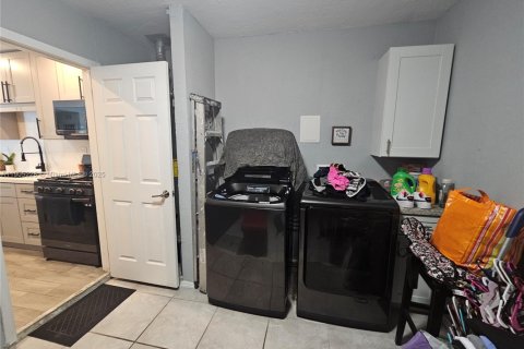 Villa ou maison à vendre à Sunrise, Floride: 2 chambres, 97.83 m2 № 1956976 - photo 20