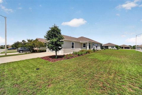 Casa en venta en Ocala, Florida, 2 dormitorios, 124.86 m2 № 2157593 - foto 3