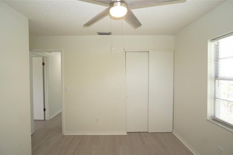 Casa en alquiler en Tampa, Florida, 2 dormitorios, 93.65 m2 № 1873758 - foto 6