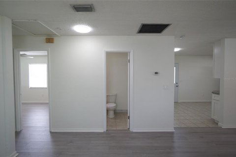Casa en alquiler en Tampa, Florida, 2 dormitorios, 93.65 m2 № 1873758 - foto 5