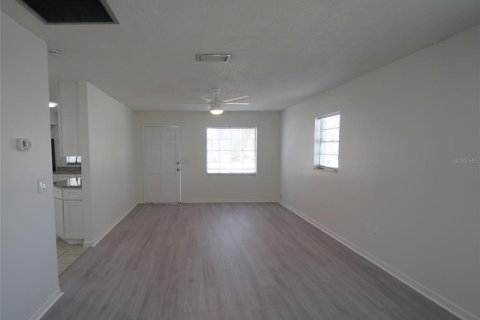 Casa en alquiler en Tampa, Florida, 2 dormitorios, 93.65 m2 № 1873758 - foto 4