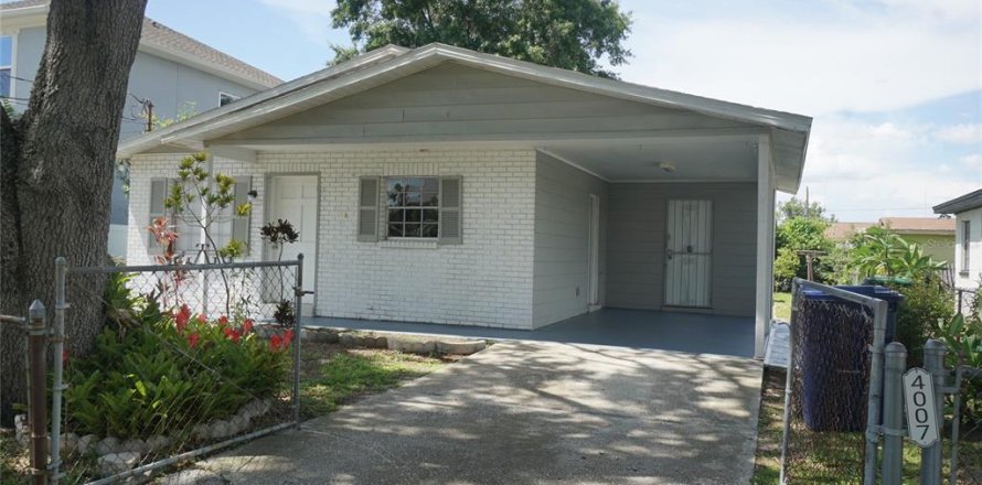 Villa ou maison à Tampa, Floride 2 chambres, 93.65 m2 № 1873758