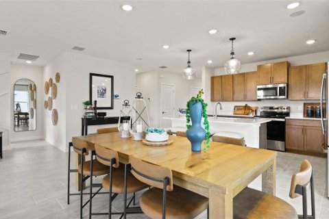 Villa ou maison à vendre à Haines City, Floride: 4 chambres, 191.47 m2 № 2387688 - photo 13
