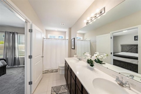 House in Wesley Chapel, Florida 4 bedrooms, 146.79 sq.m. № 1590609 - photo 18