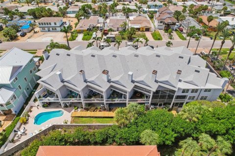 Townhouse in Saint Pete Beach, Florida 3 bedrooms, 226.22 sq.m. № 1835279 - photo 29