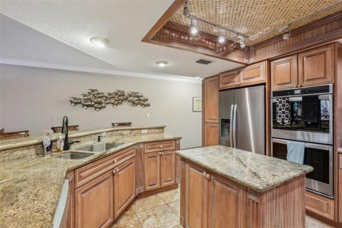 Townhouse in Saint Pete Beach, Florida 3 bedrooms, 226.22 sq.m. № 1835279 - photo 27