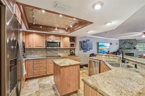 Townhouse in Saint Pete Beach, Florida 3 bedrooms, 226.22 sq.m. № 1835279 - photo 8