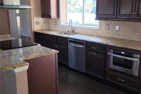 House in Seminole, Florida 2 bedrooms, 110.55 sq.m. № 1720283 - photo 28