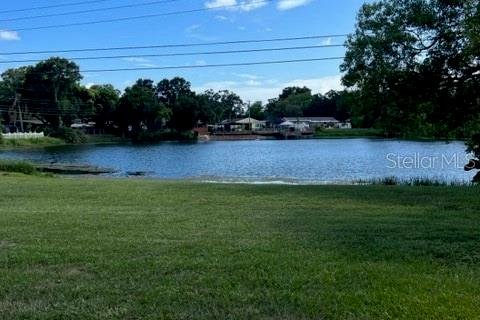 House in Seminole, Florida 2 bedrooms, 110.55 sq.m. № 1720283 - photo 15