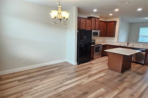 Townhouse in Windermere, Florida 3 bedrooms, 127.46 sq.m. № 1884695 - photo 6