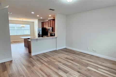 Townhouse in Windermere, Florida 3 bedrooms, 127.46 sq.m. № 1884695 - photo 2