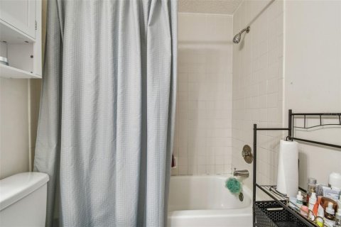 Copropriété à vendre à Oldsmar, Floride: 2 chambres, 85.01 m2 № 2118820 - photo 25