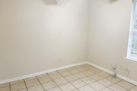 Appartement à louer à Zephyrhills, Floride: 3 chambres, 83.61 m2 № 2416732 - photo 8