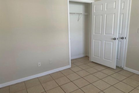 Appartement à louer à Zephyrhills, Floride: 3 chambres, 83.61 m2 № 2416732 - photo 6