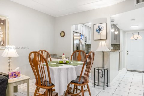 Condominio en venta en Sunrise, Florida, 2 dormitorios, 78.97 m2 № 2032923 - foto 15