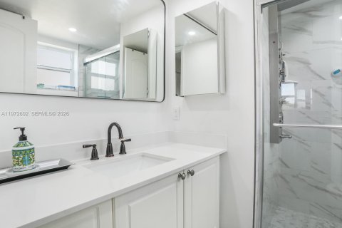 Condominio en venta en Sunrise, Florida, 2 dormitorios, 78.97 m2 № 2032923 - foto 19