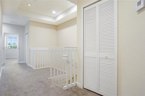 Touwnhouse à vendre à Homestead, Floride: 4 chambres, 172.05 m2 № 2397343 - photo 17