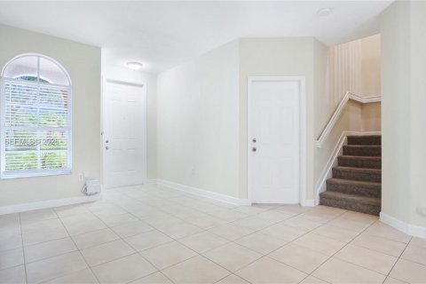 Touwnhouse à vendre à Homestead, Floride: 4 chambres, 172.05 m2 № 2397343 - photo 5