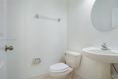 Touwnhouse à vendre à Homestead, Floride: 4 chambres, 172.05 m2 № 2397343 - photo 14