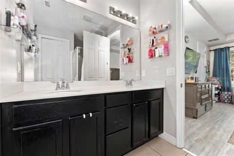 Touwnhouse à vendre à Kissimmee, Floride: 3 chambres, 157 m2 № 2431914 - photo 17