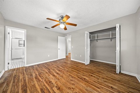 House in Ocala, Florida 3 bedrooms, 128.67 sq.m. № 2215283 - photo 15