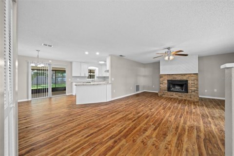 House in Ocala, Florida 3 bedrooms, 128.67 sq.m. № 2215283 - photo 9