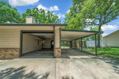 House in Ocala, Florida 3 bedrooms, 128.67 sq.m. № 2215283 - photo 21