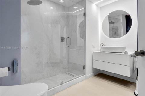 Condominio en venta en Miami Beach, Florida, 2 dormitorios, 137.22 m2 № 2043975 - foto 13