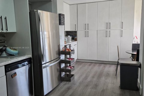 Купить кондоминиум в Майами, Флорида 2 спальни, 128.21м2, № 1752534 - фото 6