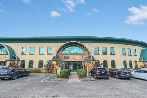 Immobilier commercial à Orlando, Floride 389.73 m2 № 2299124