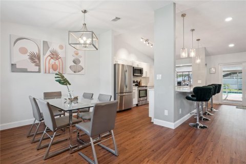 Villa ou maison à louer à Orlando, Floride: 4 chambres, 153.2 m2 № 2408052 - photo 11
